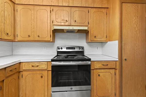 $230,000 | 704 Manson Street, Wolfe City, TX 75496