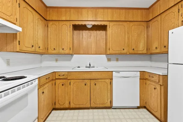 $230,000 | 704 Manson Street, Wolfe City, TX 75496