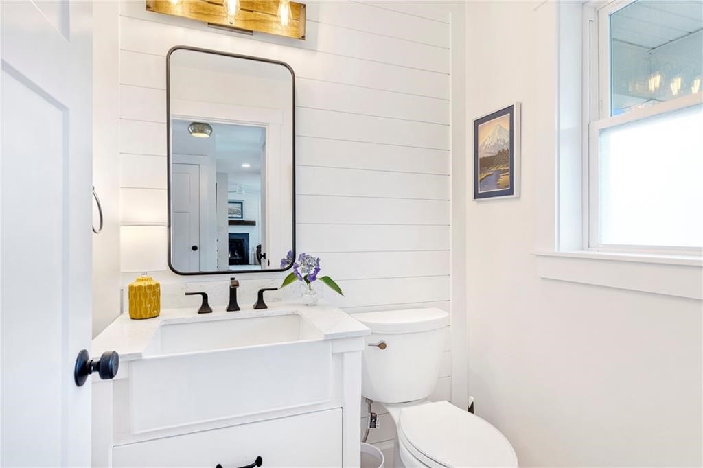 27 Massasoit Avenue Bristol, RI 02809 - Photo 6 of 7 Similar finish - 1/2 bath from builder.