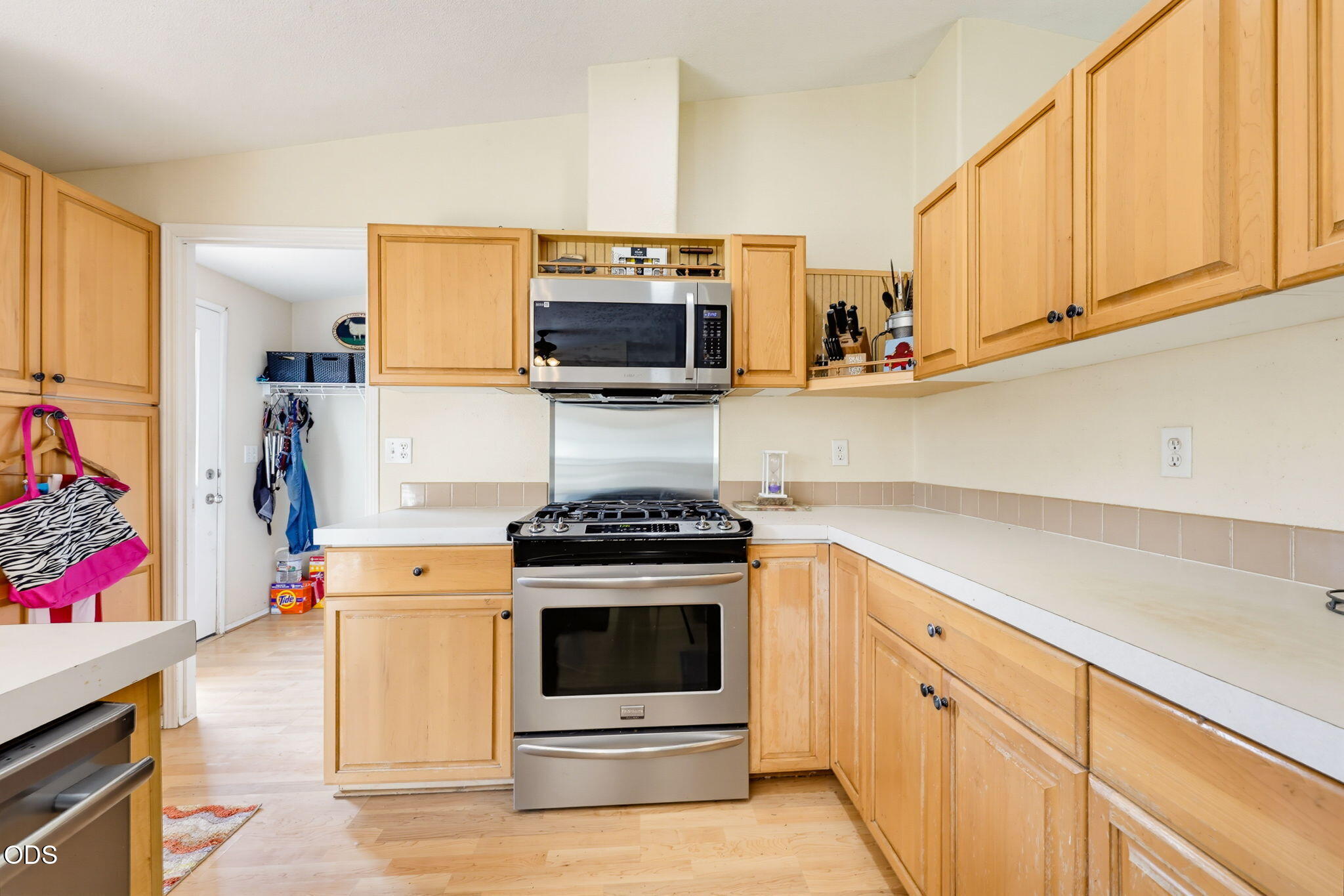 1241 Dry Creek Road Eagle Point, OR 97524 - Photo 17 of 58 Gallery Image 17
