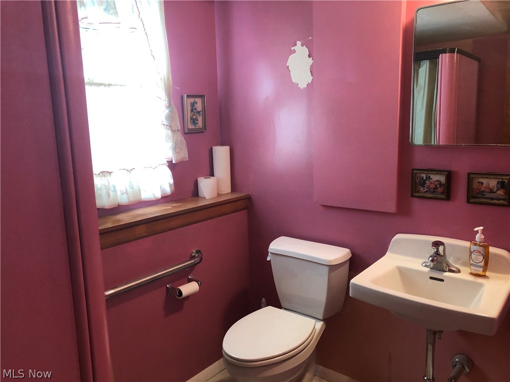 11264 Stoneham Road Cleveland, OH 44130 - Photo 16 of 16