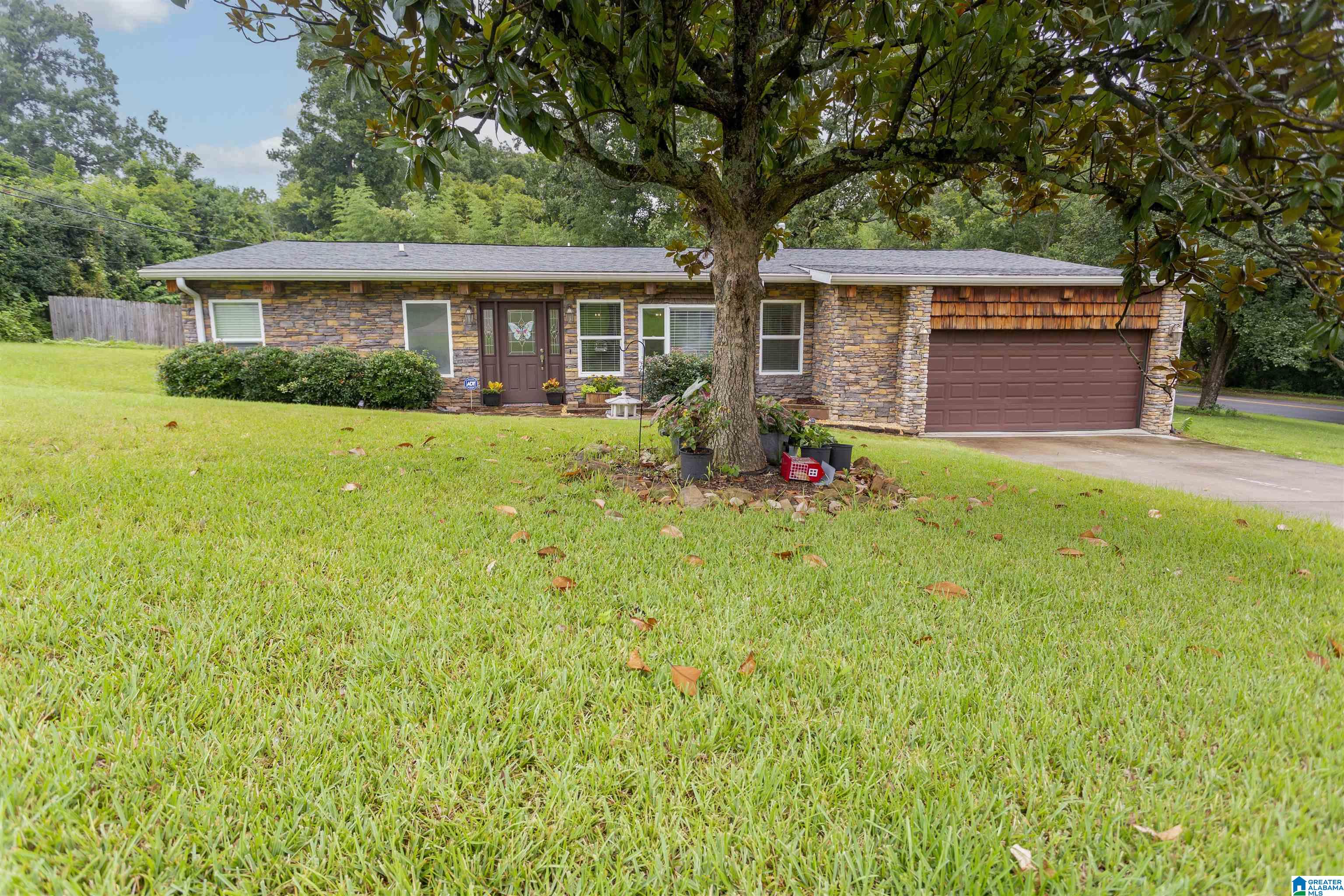 1852 Canyon Road Birmingham, AL 35216 - Photo 5 of 49