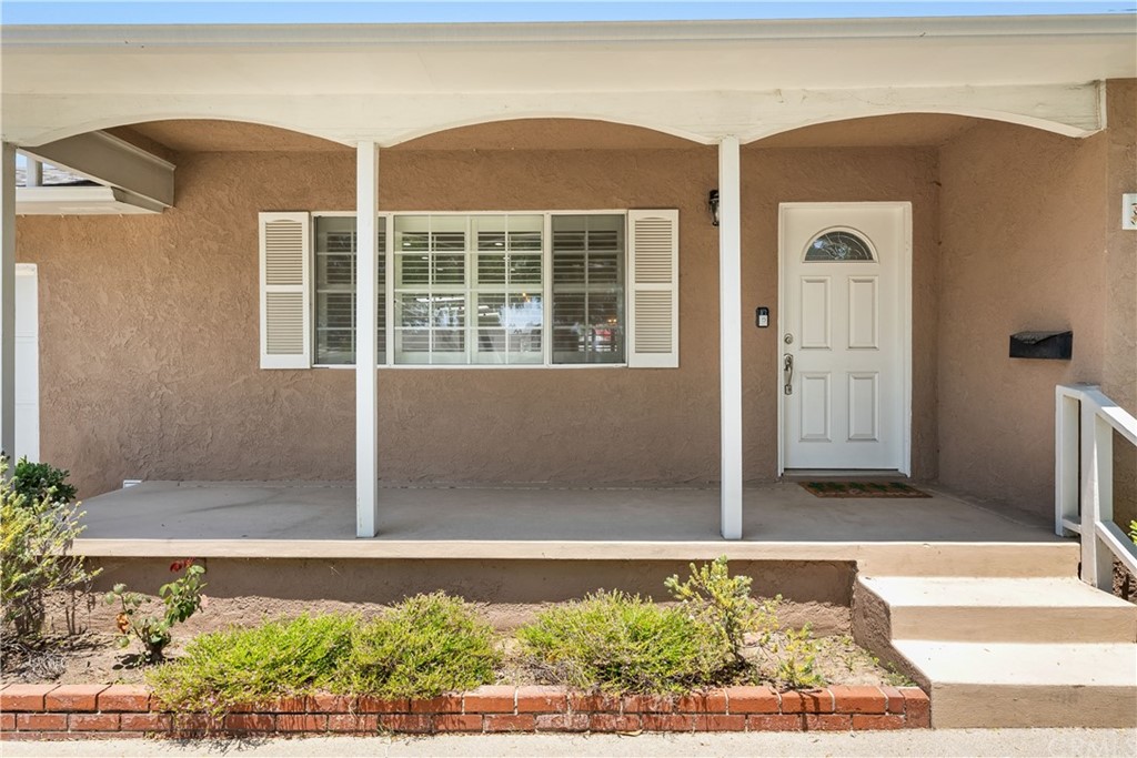 2053 Middlebrook Road Torrance, CA 90501 - Photo 3 of 45