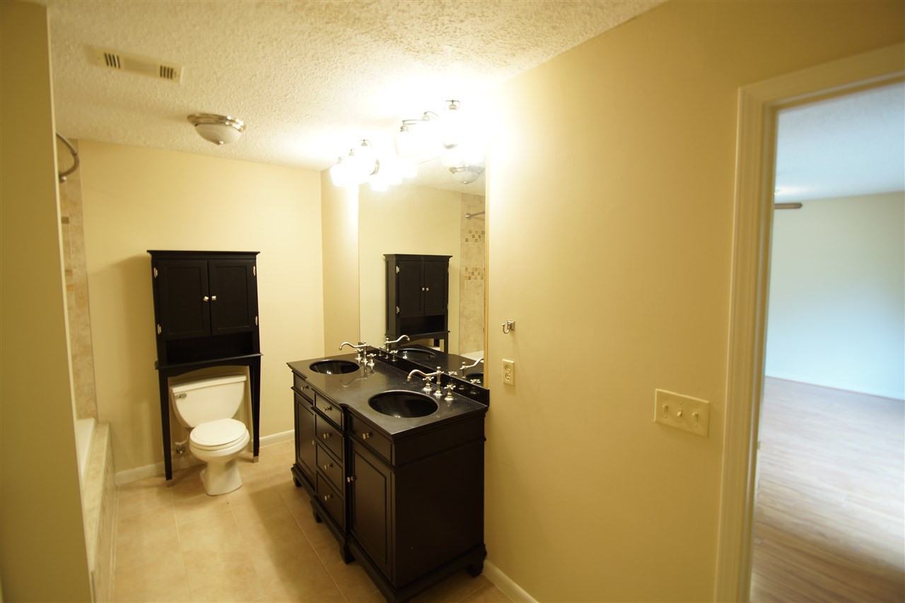 467 Waterford Road Brandon, MS 39047 - Photo 10 of 37 Photo 11