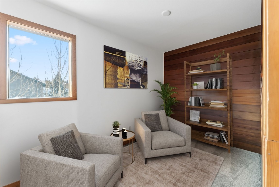 994 Summit Drive Dillon, CO 80435 - Photo 28 of 38 a living room with furniture and a window
