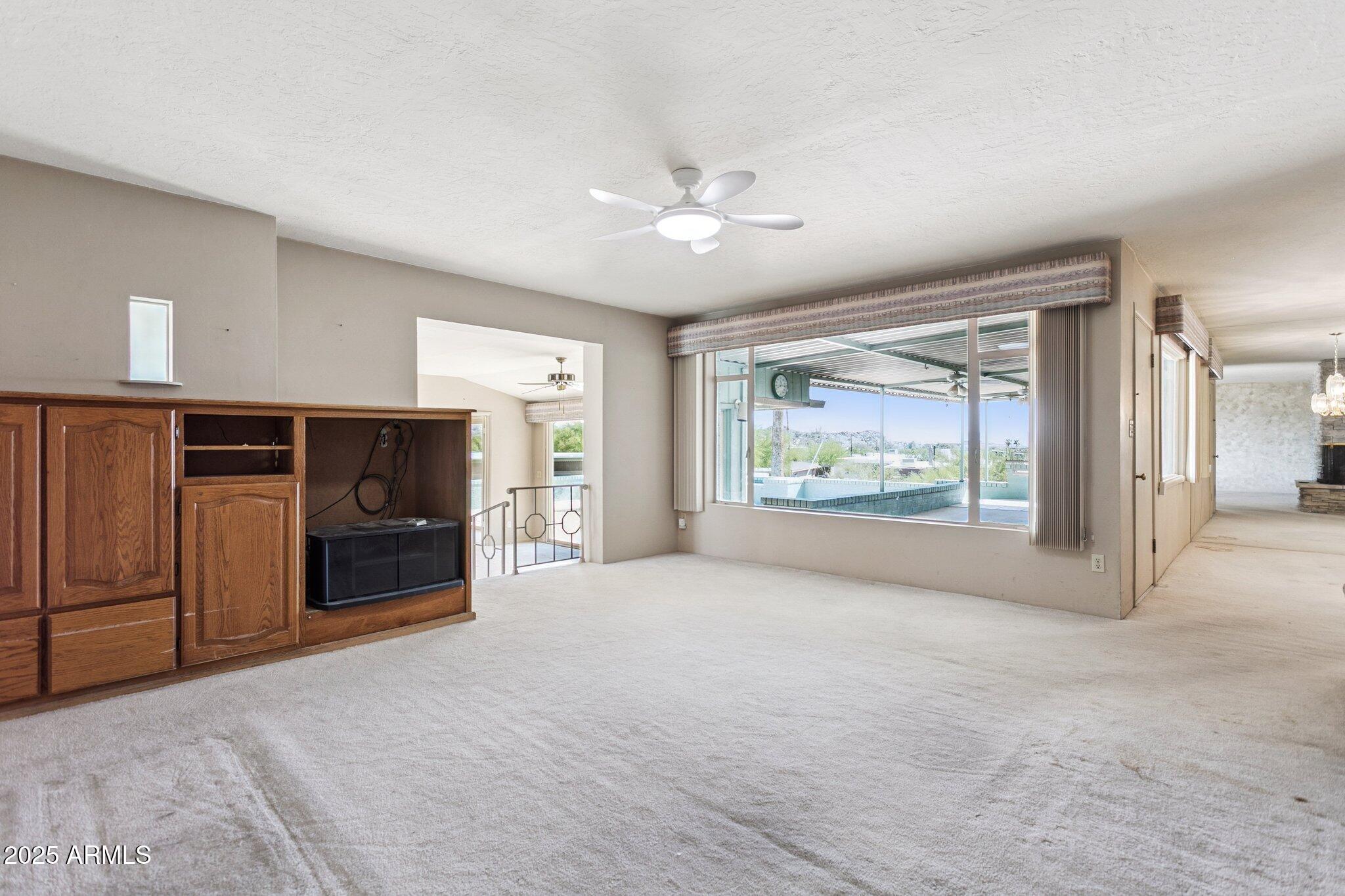 8340 North 16th Street Phoenix, AZ 85020 - Photo 9 of 45 Views and more views