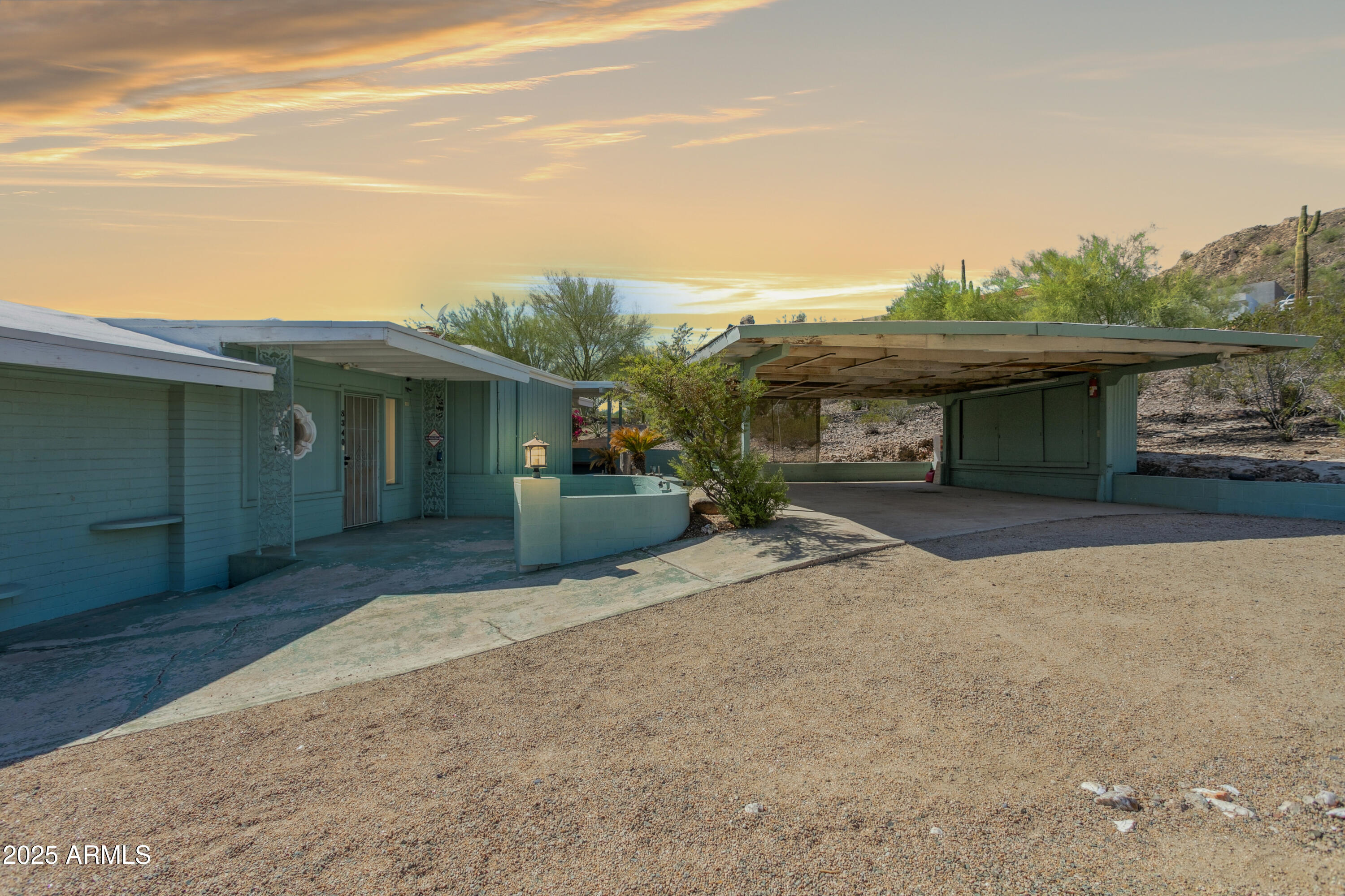 8340 North 16th Street Phoenix, AZ 85020 - Photo 4 of 45 Mountains on all sides