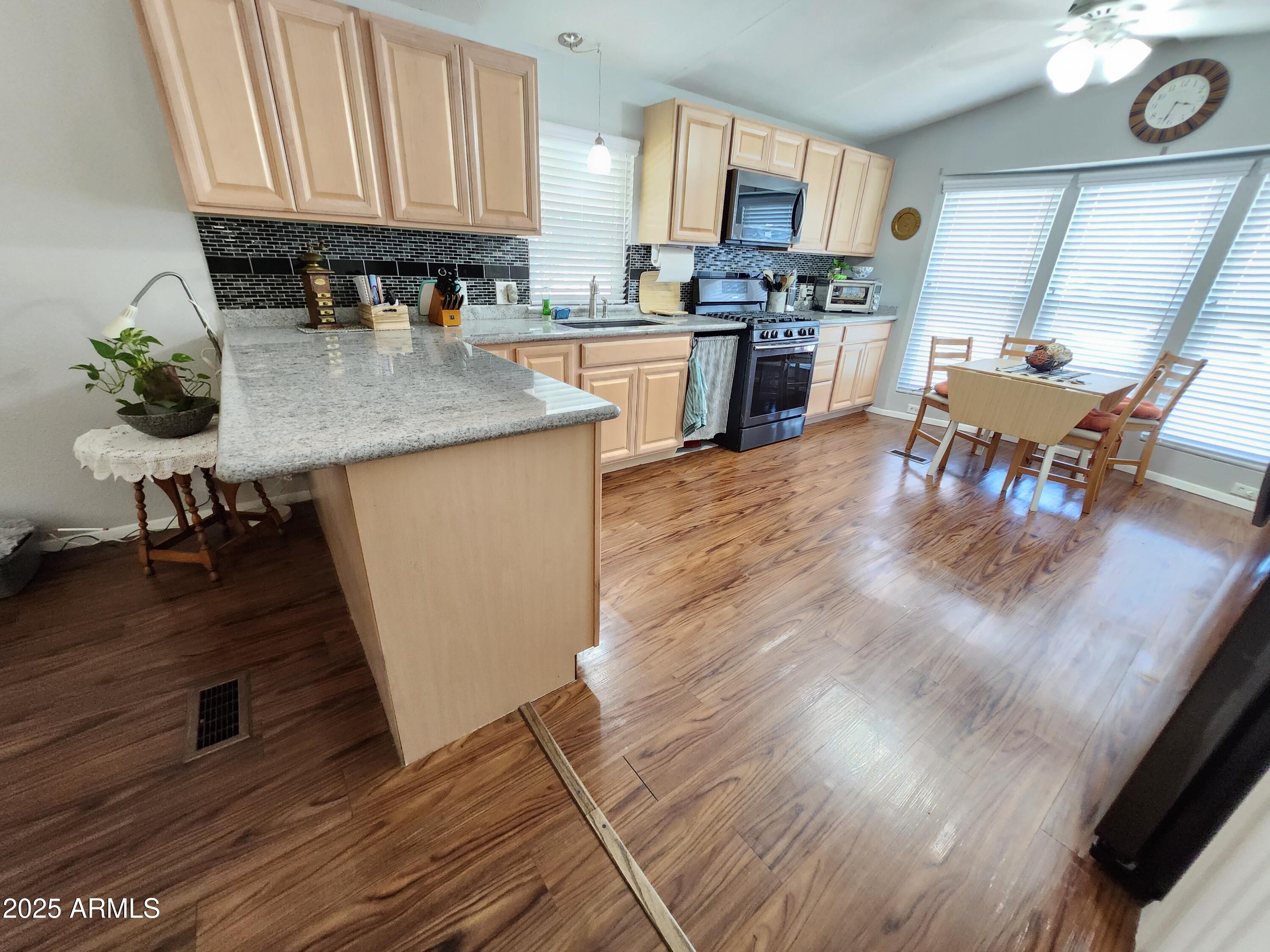 18026 North Cave Creek Road, Unit 16 Phoenix, AZ 85032 - Photo 17 of 36 20250613_152946