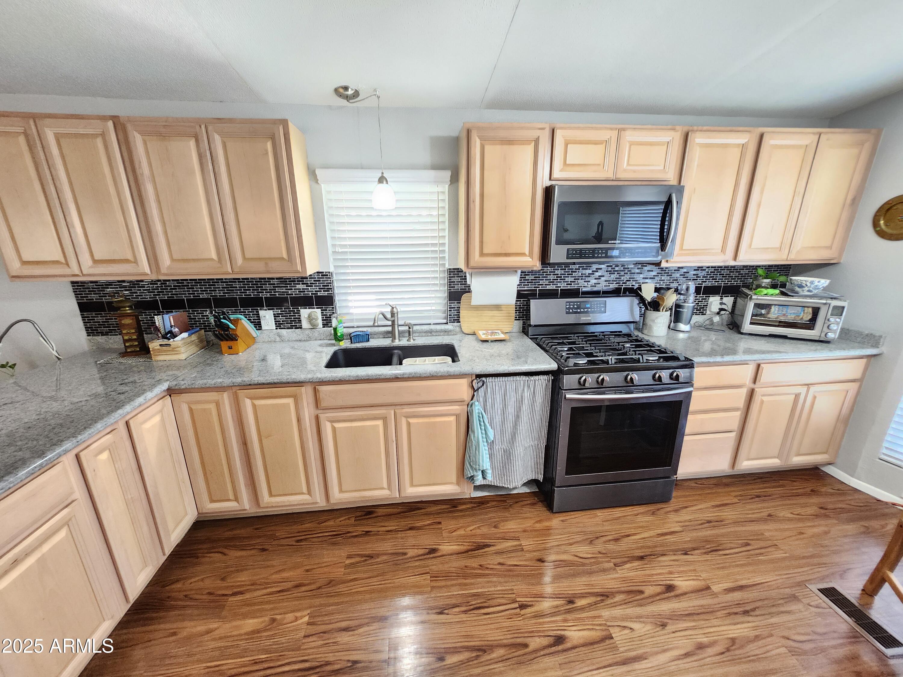 18026 North Cave Creek Road, Unit 16 Phoenix, AZ 85032 - Photo 18 of 36 20250613_152230