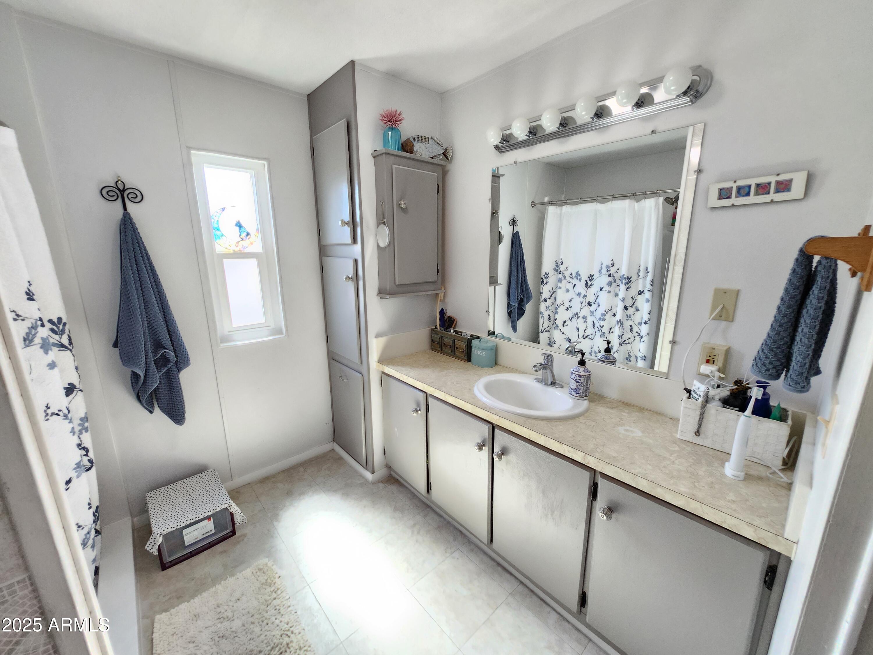 18026 North Cave Creek Road, Unit 16 Phoenix, AZ 85032 - Photo 32 of 36 20250613_152541