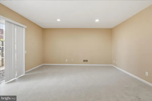 $3,800 | 12872 Fair Valley Court, Fairfax, VA 22033