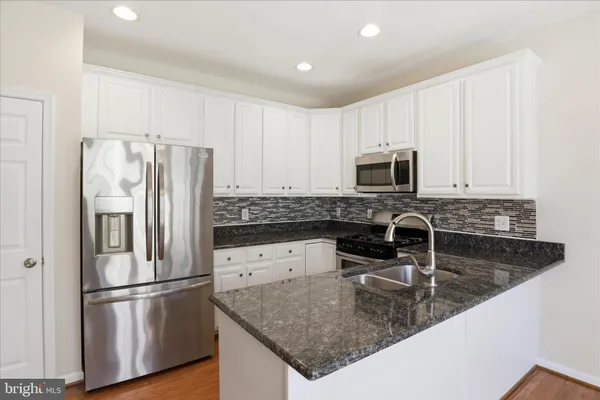 $3,800 | 12872 Fair Valley Court, Fairfax, VA 22033