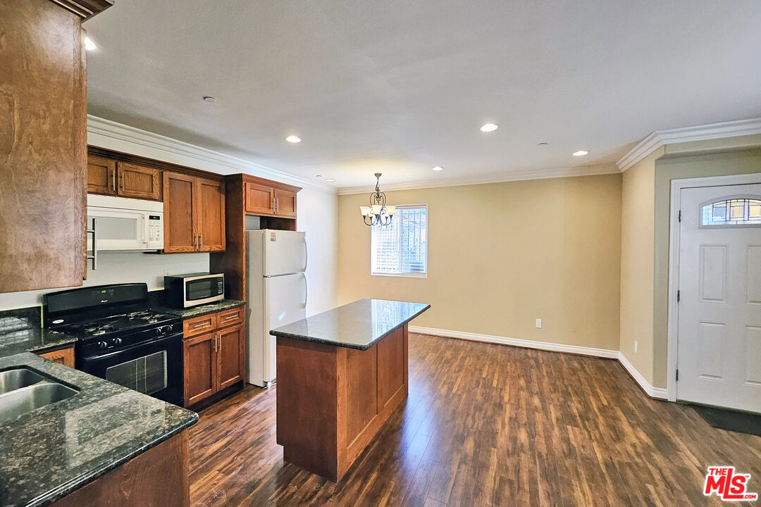 1434 1/2 Ricardo Street Los Angeles, CA 90033 - Photo 3 of 19