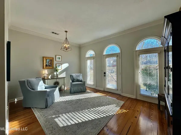 $299,500 | 112 Newport Circle, Clinton, MS 39056