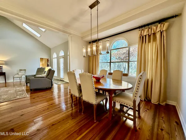 $299,500 | 112 Newport Circle, Clinton, MS 39056