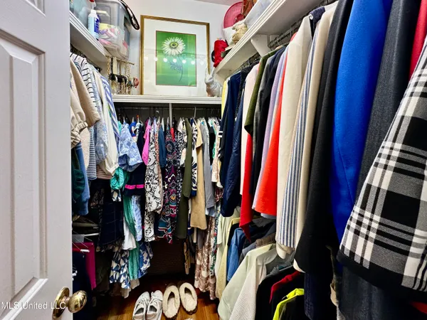 $299,500 | 112 Newport Circle, Clinton, MS 39056