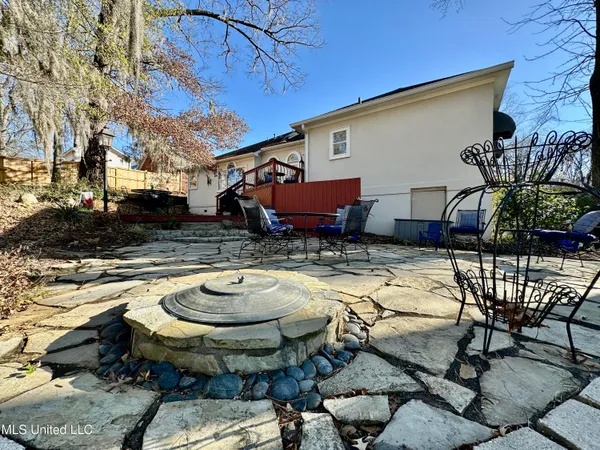 $299,500 | 112 Newport Circle, Clinton, MS 39056