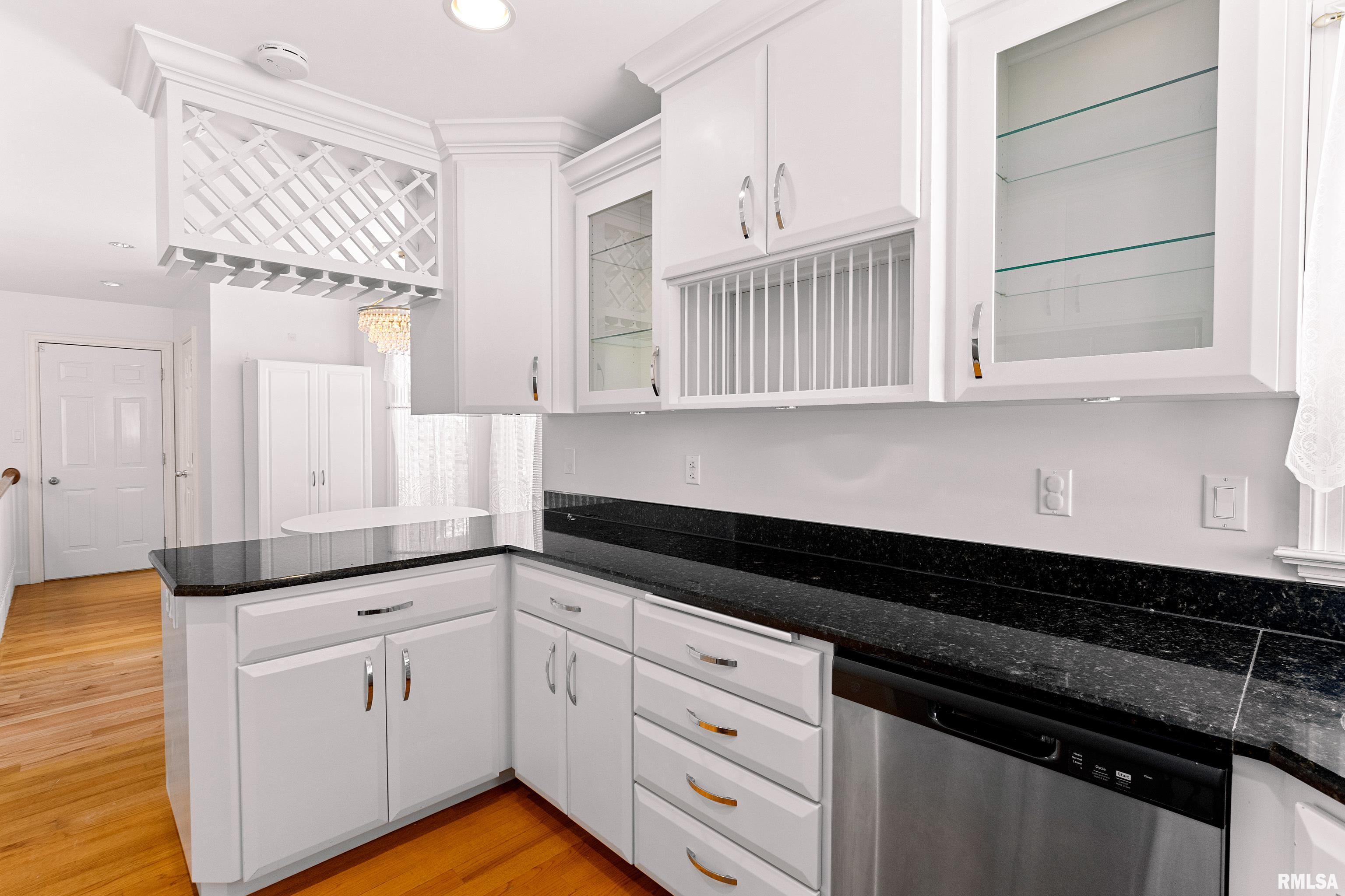 531 West Northgate Road Peoria, IL 61614 - Photo 16 of 48