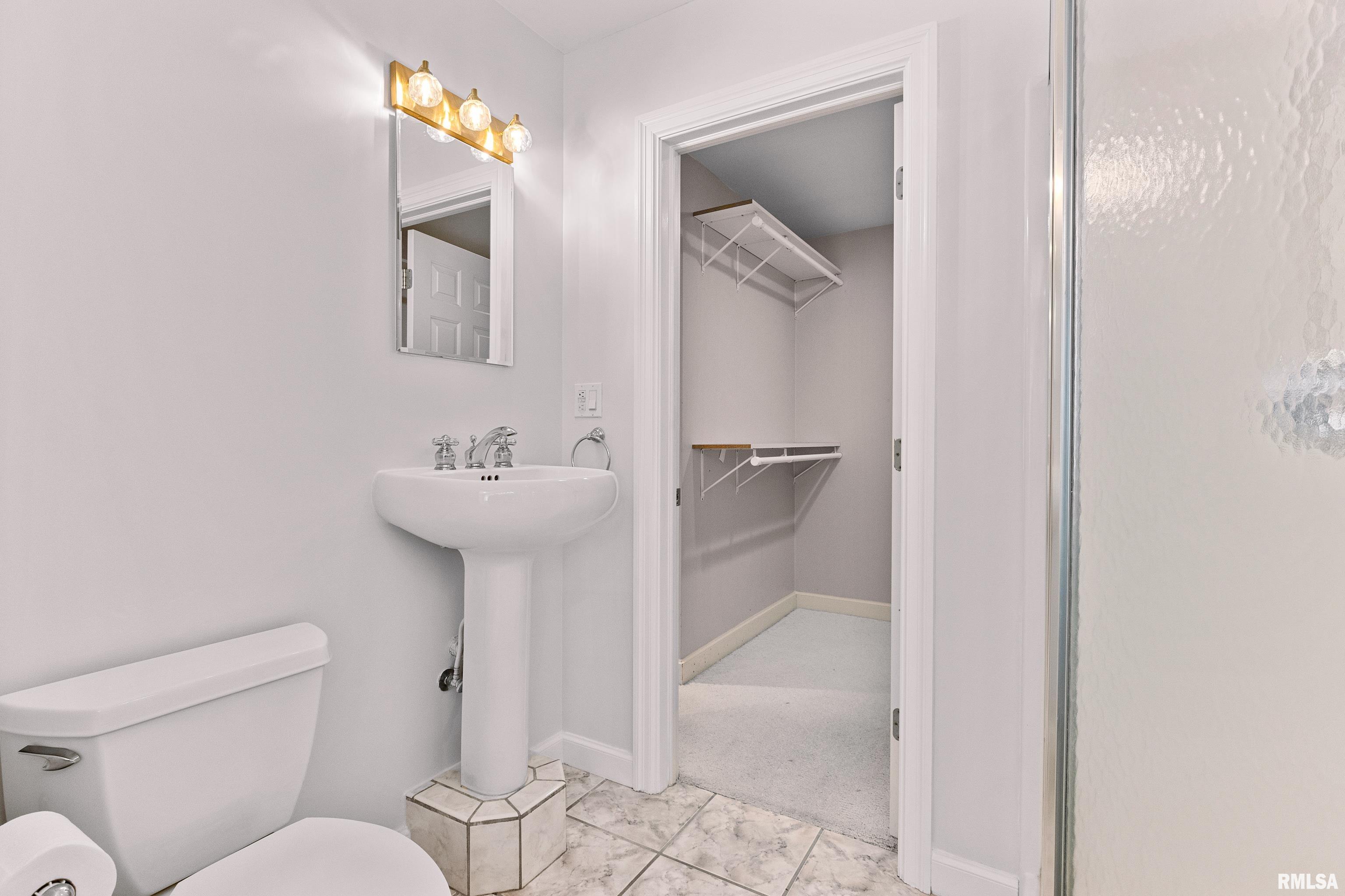 531 West Northgate Road Peoria, IL 61614 - Photo 24 of 48