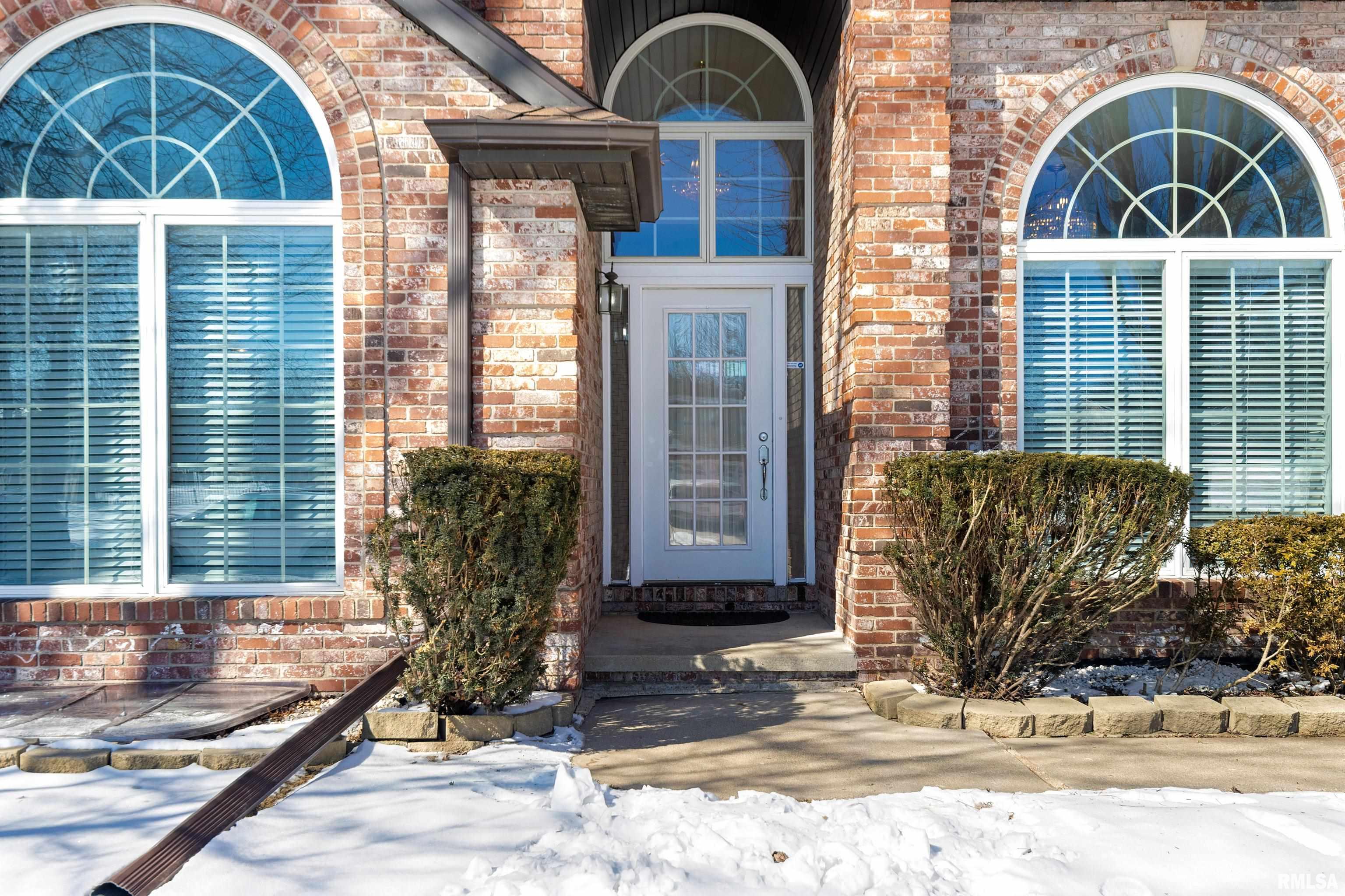 531 West Northgate Road Peoria, IL 61614 - Photo 4 of 48