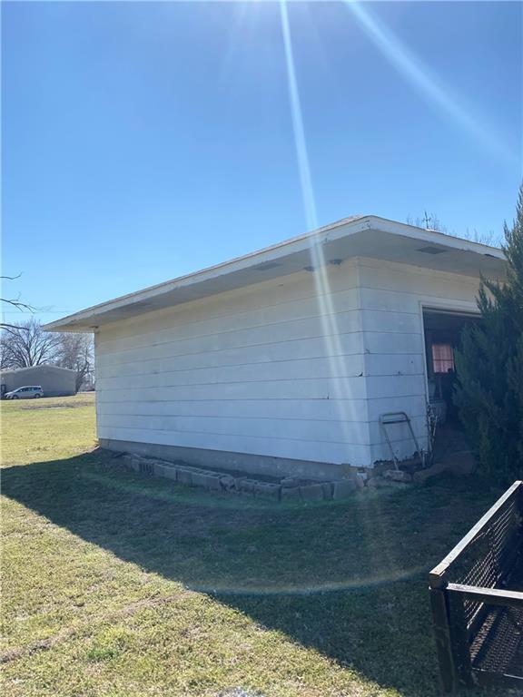 804 East Perry Street Arma, KS 66712 - Photo 5 of 31