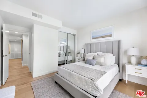 $1,250,000 | 9880 Vidor Drive, Unit 104, Los Angeles, CA 90035