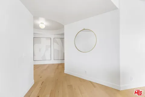 $1,250,000 | 9880 Vidor Drive, Unit 104, Los Angeles, CA 90035