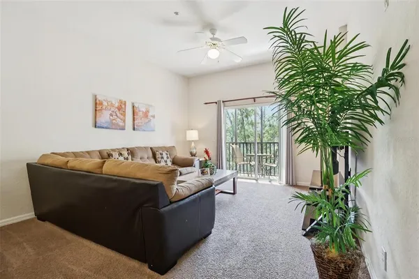 $189,000 | 915 New Providence Promenade, Unit 303, Davenport, FL 33897