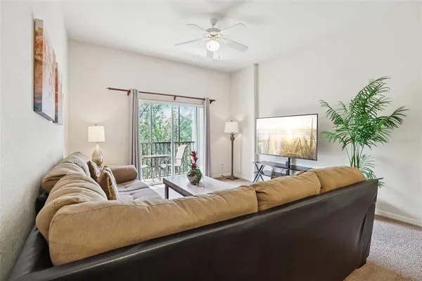 $189,000 | 915 New Providence Promenade, Unit 303, Davenport, FL 33897