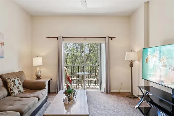 $189,000 | 915 New Providence Promenade, Unit 303, Davenport, FL 33897