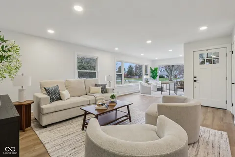 $725,000 | 220 West Drive, Fortville, IN 46040