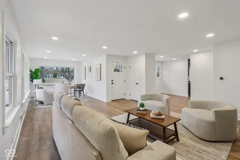 $725,000 | 220 West Drive, Fortville, IN 46040