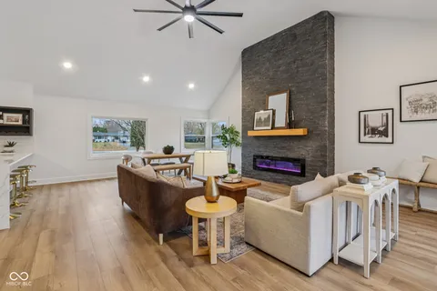 $725,000 | 220 West Drive, Fortville, IN 46040