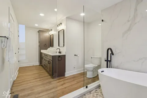 $725,000 | 220 West Drive, Fortville, IN 46040