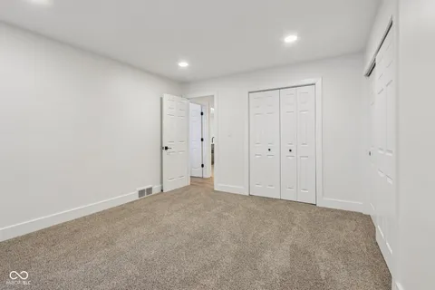 $725,000 | 220 West Drive, Fortville, IN 46040