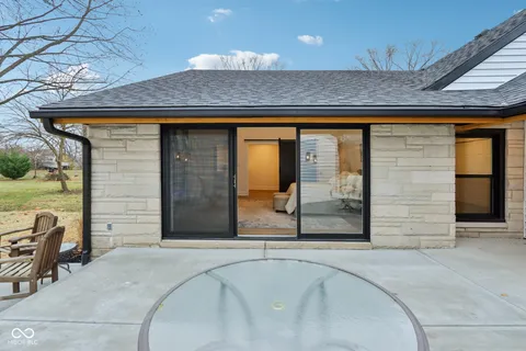 $725,000 | 220 West Drive, Fortville, IN 46040