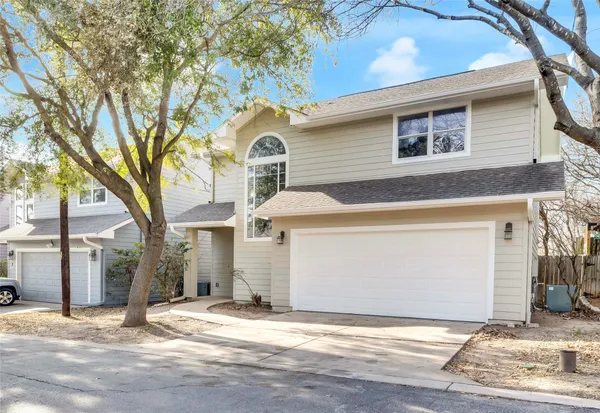$2,100 | 7312 East Ben White Boulevard, Unit 6, Austin, TX 78741