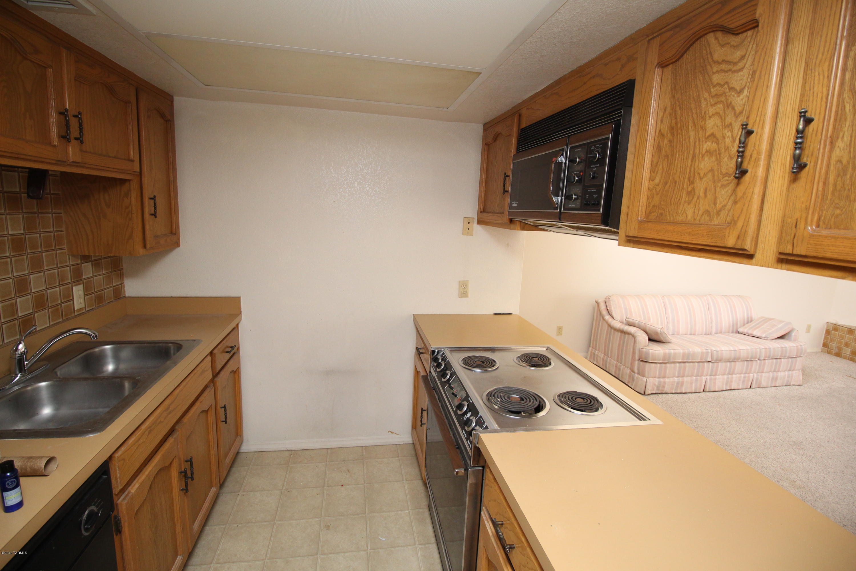 1200 East River Road, Unit F72 Tucson, AZ 85718 - Photo 4 of 12