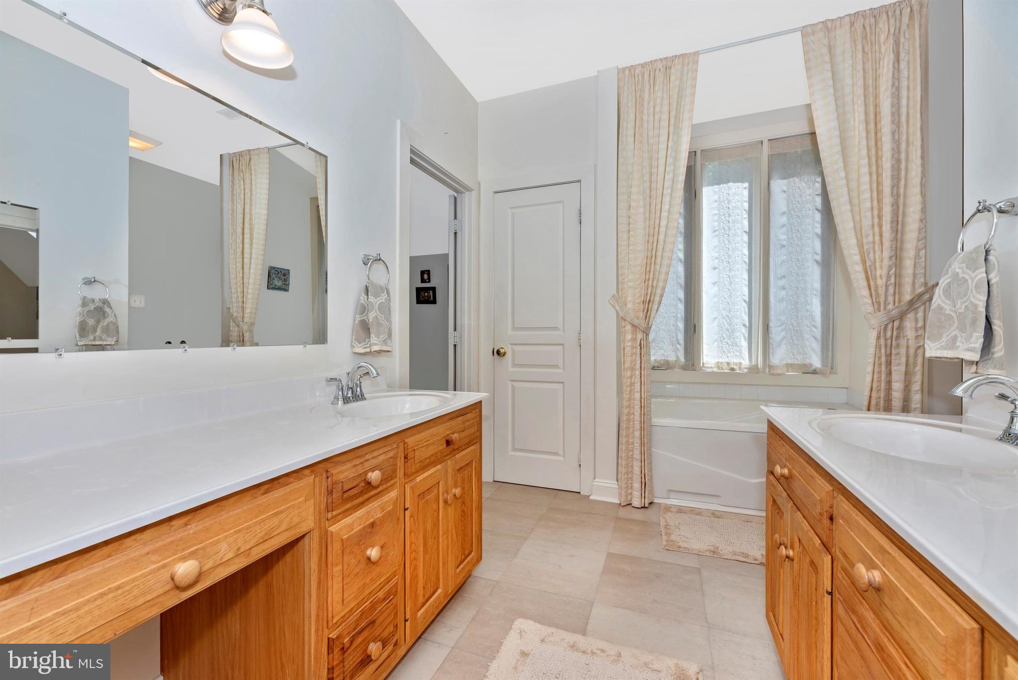 5309 Camp Raudy Road Frederick, MD 21702 - Photo 29 of 89 Master bath