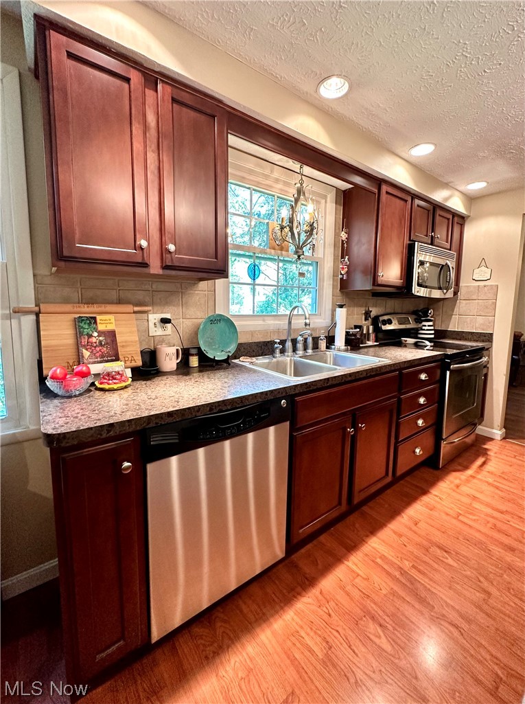 7699 Raglan Drive Northeast Warren, OH 44484 - Photo 9 of 34