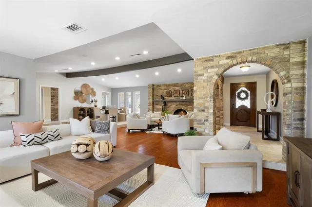 $3,250 | 2016 Pembrooke Place, Denton, TX 76205