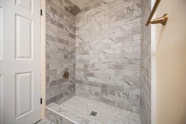 $249,900 | 720 Wellington Avenue, Unit 117, Elk Grove Village, IL 60007