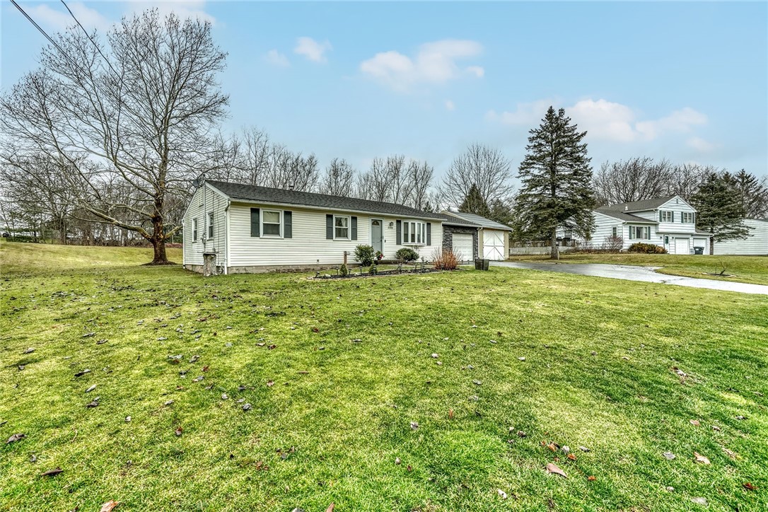 2333 Timberline Drive Macedon, NY 14502 - Photo 2 of 36