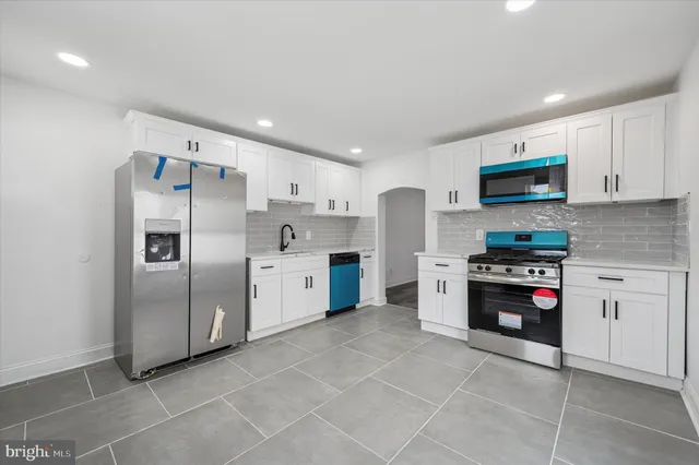 $220,000 | 1425 Hewes Avenue, Linwood, PA 19061