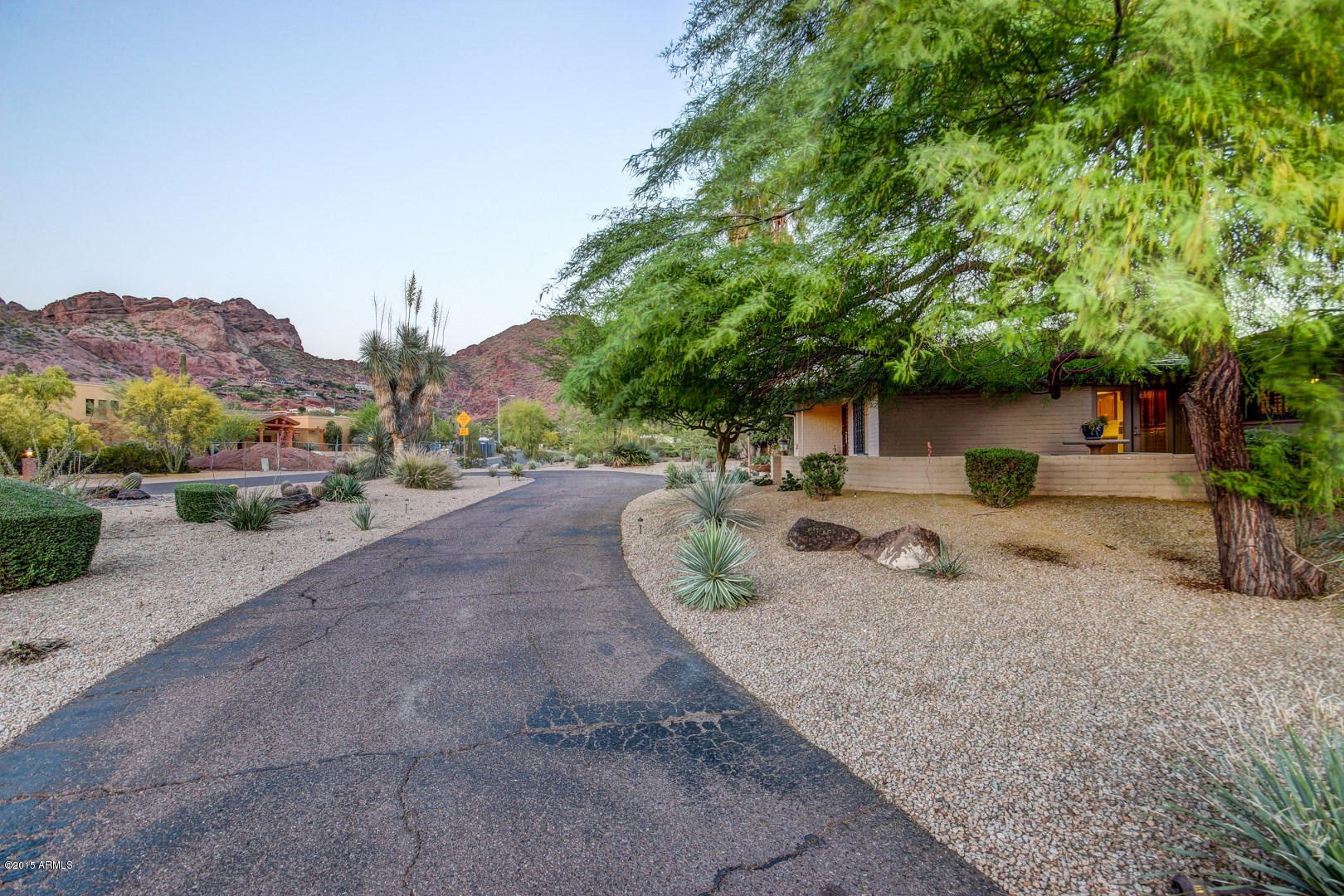 4535 East Palomino Road Phoenix, AZ 85018 - Photo 41 of 70 Yes! Camelback Mountain Hikes!
