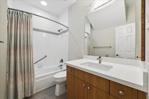 $599,900 | 5312 Hidalgo Street, Houston, TX 77056