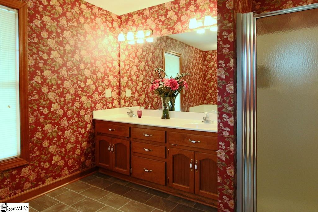 412 North Silver Ridge Drive Greer, SC 29651 - Photo 12 of 22