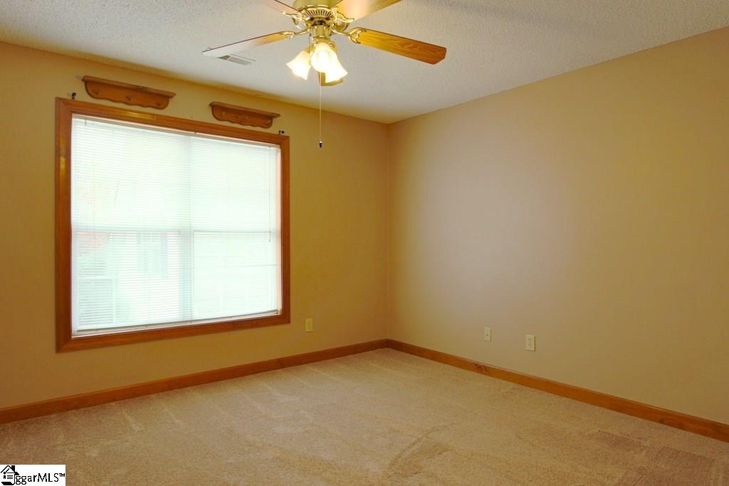 412 North Silver Ridge Drive Greer, SC 29651 - Photo 14 of 22