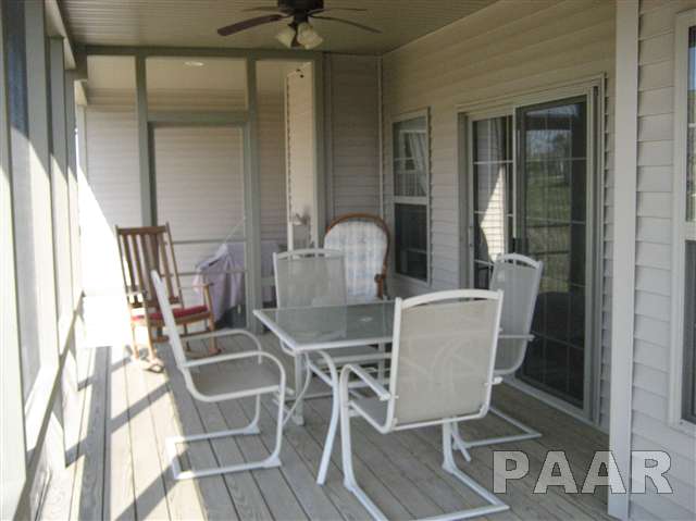 820 Debates Street Washington, IL 61571 - Photo 4 of 15 Gallery Image 4