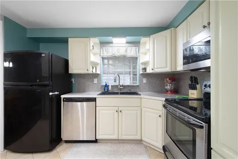 $299,900 | 110 Tel Star Drive, Pittsburgh, PA 15236